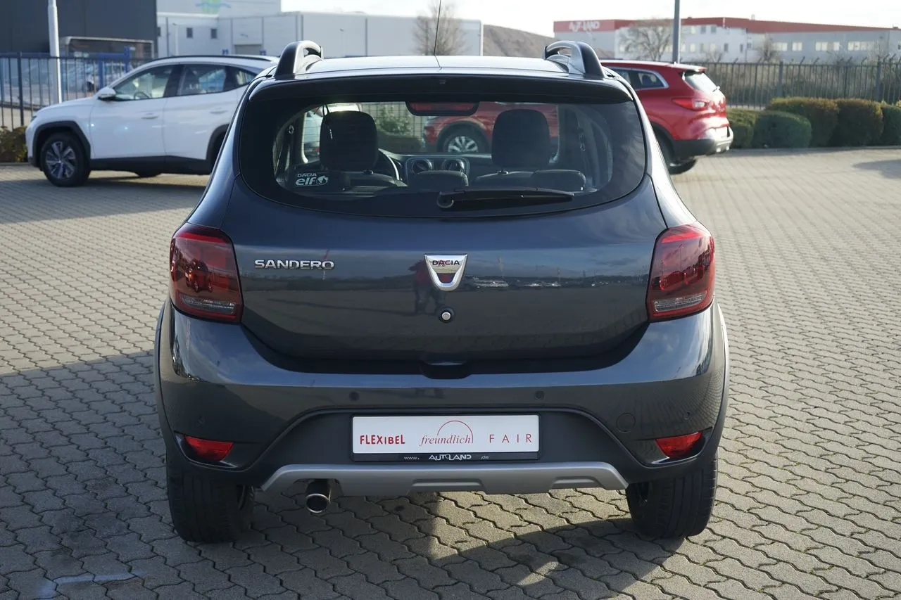 Dacia Sandero TCe 90 Stepway Navi...  Image 3