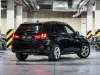 BMW X5 Thumbnail 3